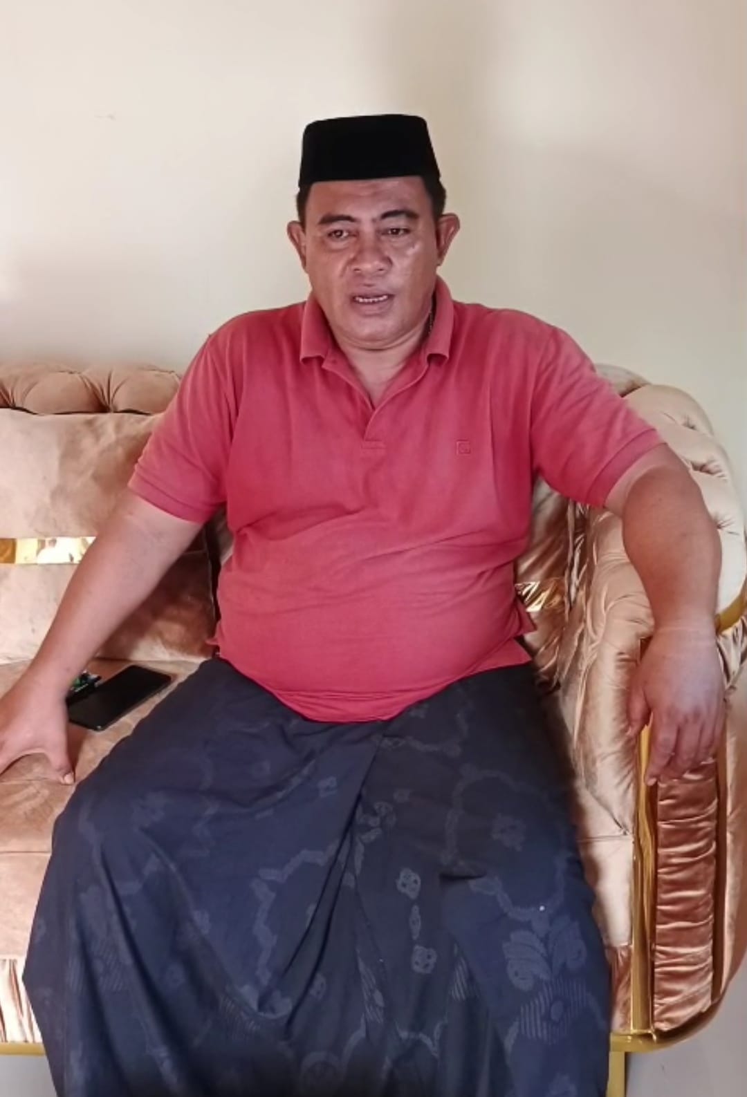 KETUA LEMBAGA ADAT KECAMATAN TOMILITO IWAN UMUR: SARAN POLRI TERUS BERADA DI BAWAH NAUNGAN PRESIDEN